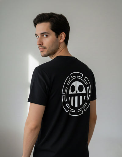 Monochrome One Piece t-shirt featuring 16 pirate crew Jolly Rogers