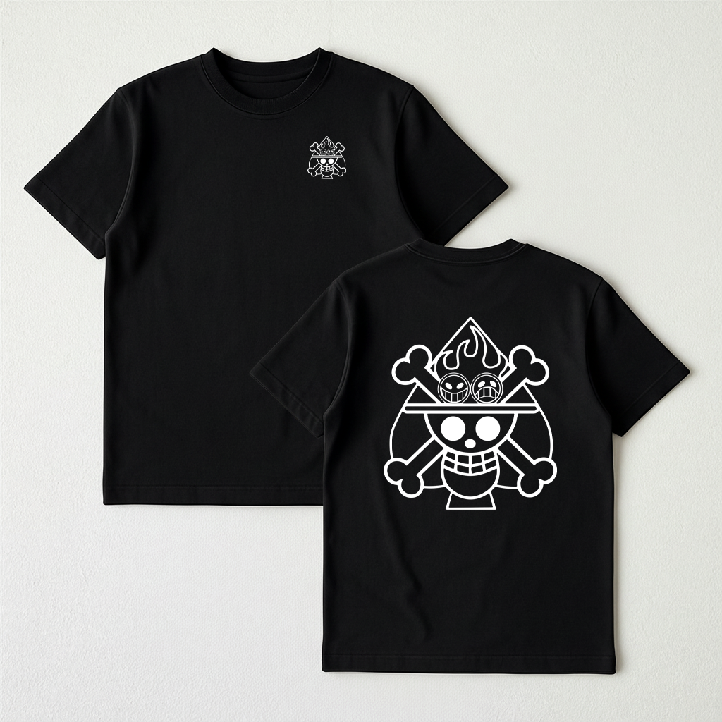 Monochromatic Jolly Roger T-Shirt (16 characters)